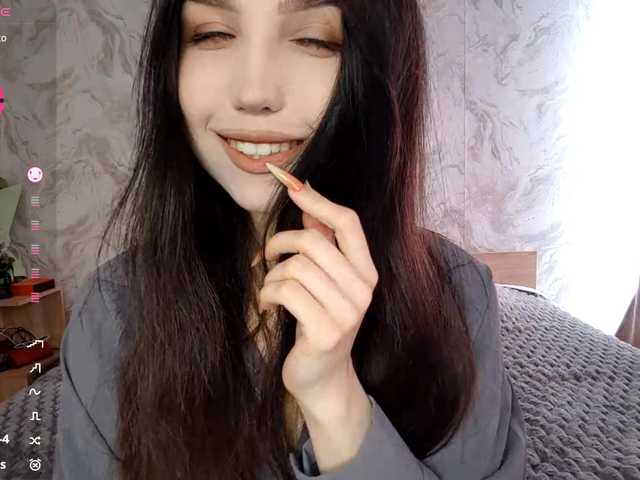 MeghanEberting's BongaCams show and profile