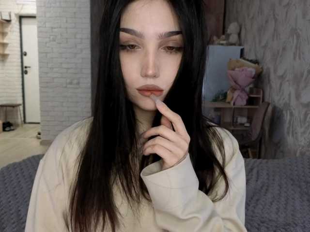 MeghanEberting live cam on BongaCams