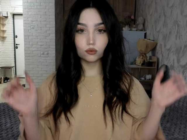 MeghanEberting live cam on BongaCams