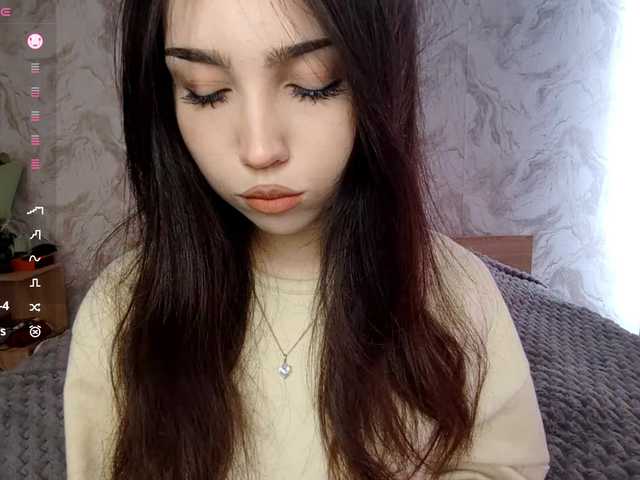 MeghanEberting's BongaCams show and profile