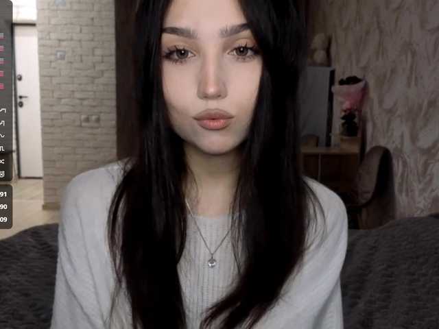le modèle MeghanEberting est en webcam porno dans un show sur le site bongacams, il possède les tags suivants: White/Caucasian,Brunette,Shaved