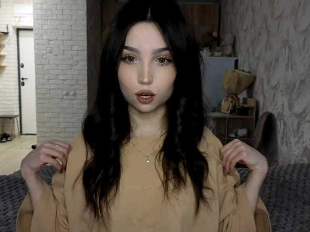 MeghanEberting live cam on BongaCams