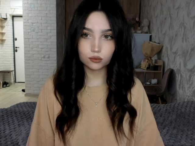 MeghanEberting live cam on BongaCams