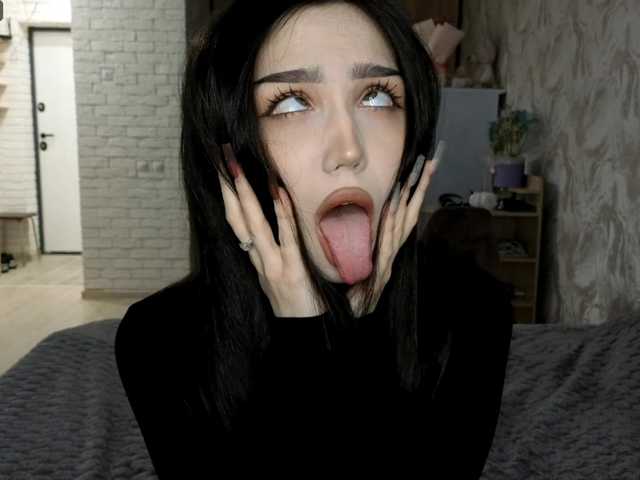 MeghanEberting live cam on BongaCams