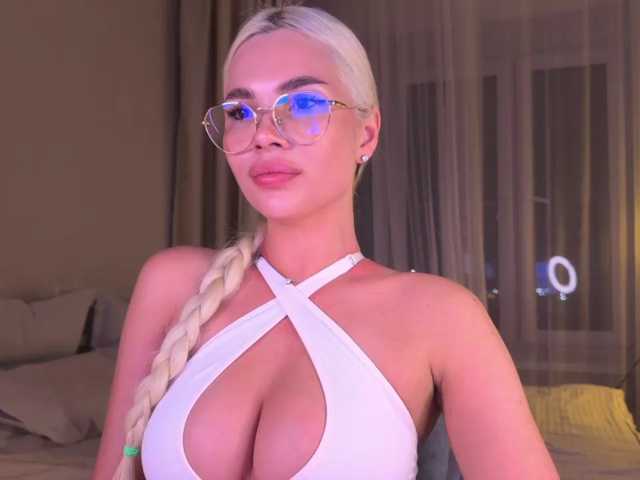 AlexaRayS Nude Live Sex Shows