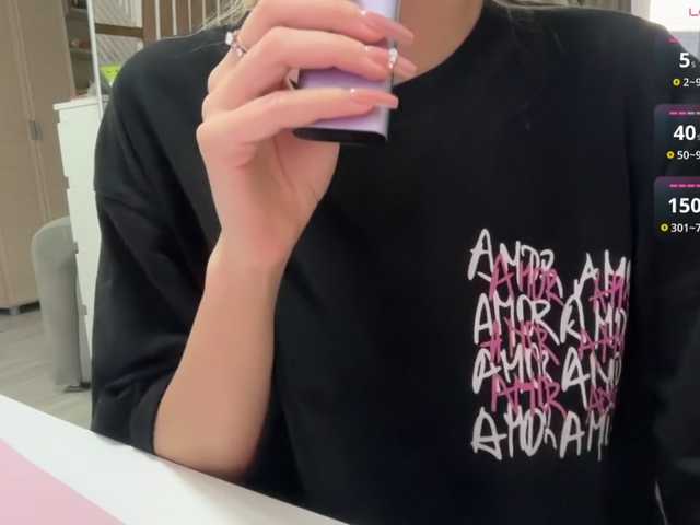 AlexaRayS live cam on BongaCams