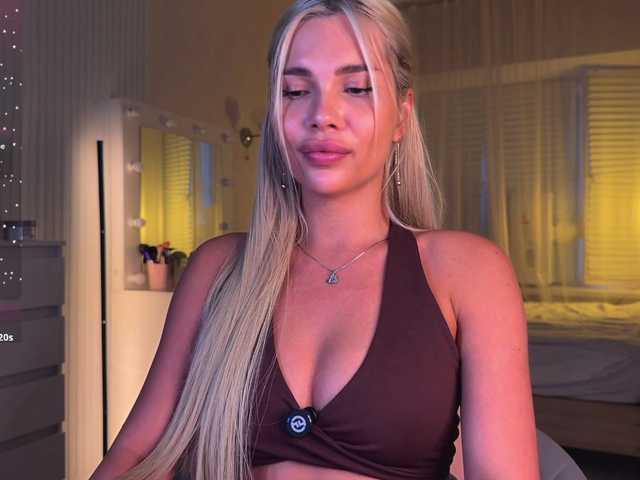 AlexaRayS live cam on BongaCams