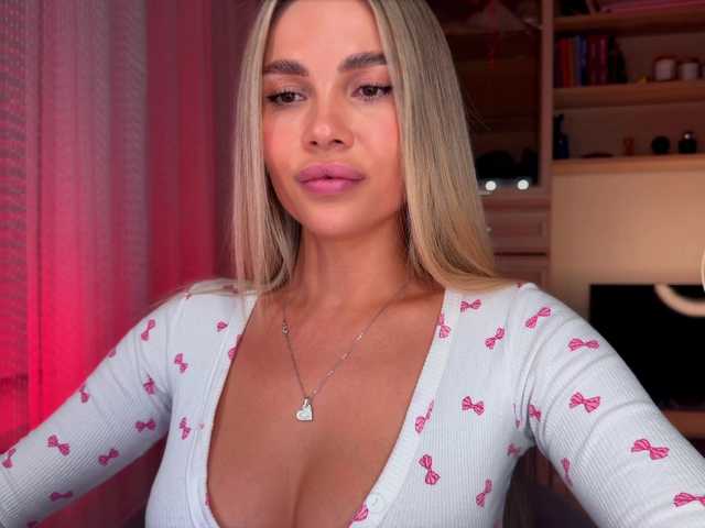 AlexaRayS's BongaCams profile