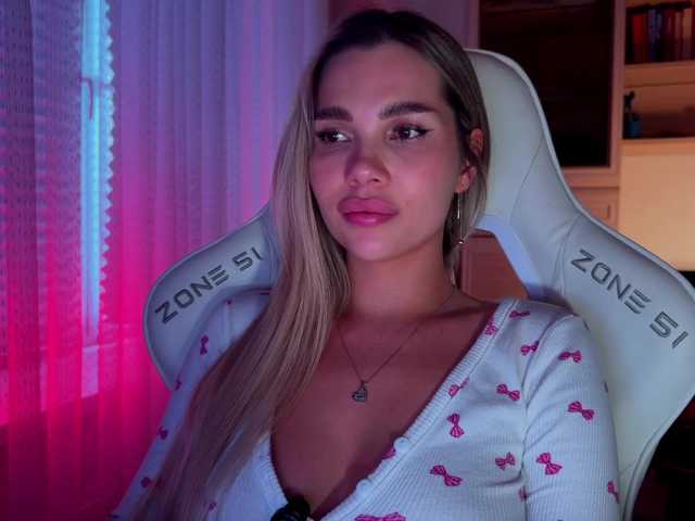 AlexaRayS's BongaCams profile