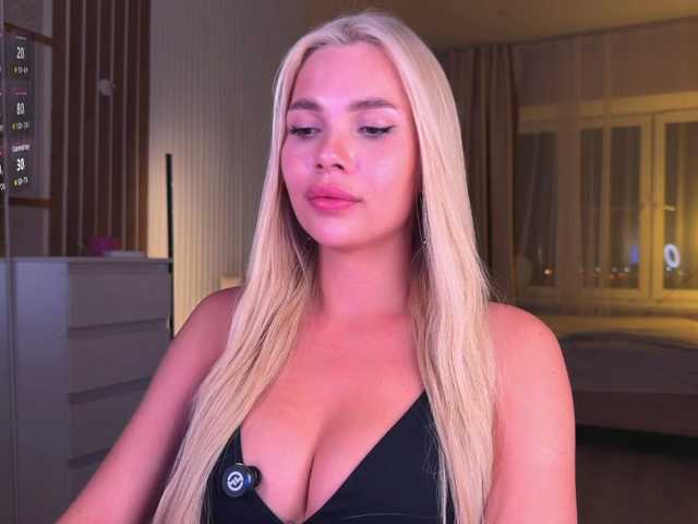 AlexaRayS live cam on BongaCams
