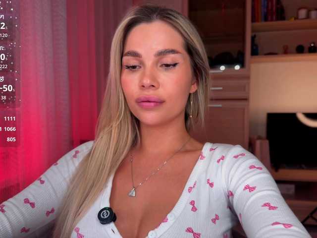 AlexaRayS's BongaCams show and profile