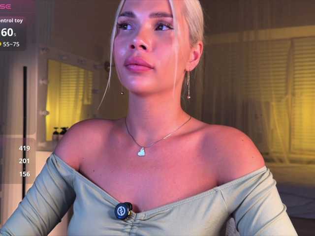 AlexaRayS live cam on BongaCams