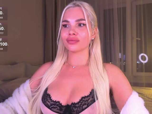 AlexaRayS live cam on BongaCams
