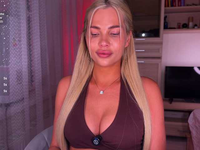 AlexaRayS live cam