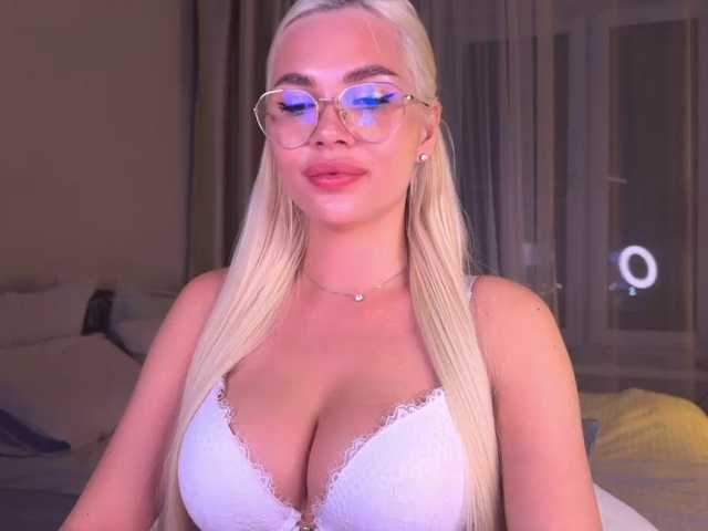 AlexaRayS live cam