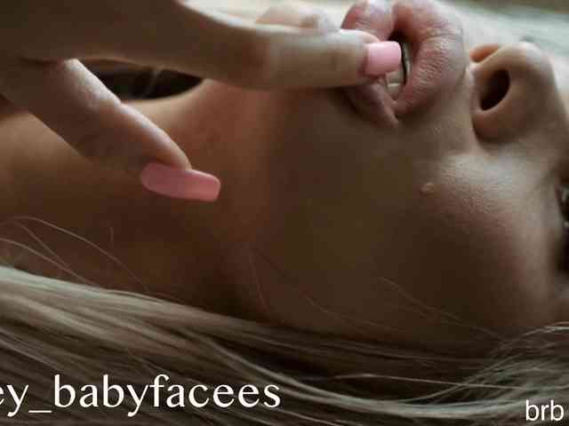 AlexaS_ webcam