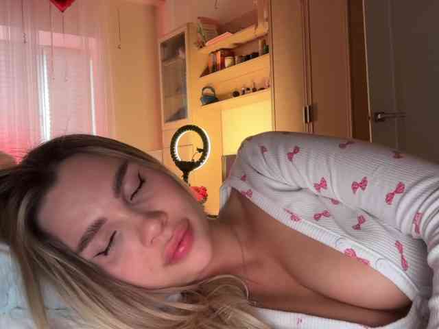 AlexaS_ webcam