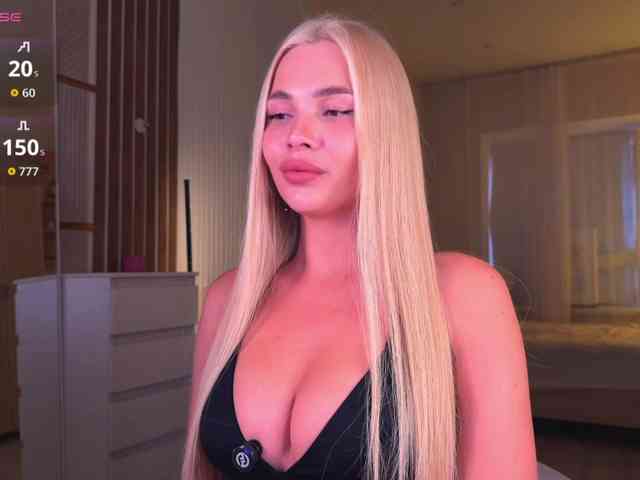 AlexaRayS Live Webcam on BongaCams