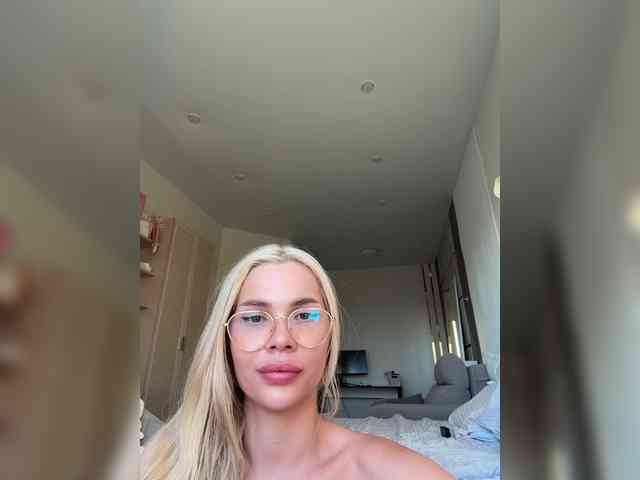 AlexaS_ webcam