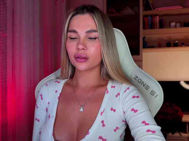 AlexaS_ webcam