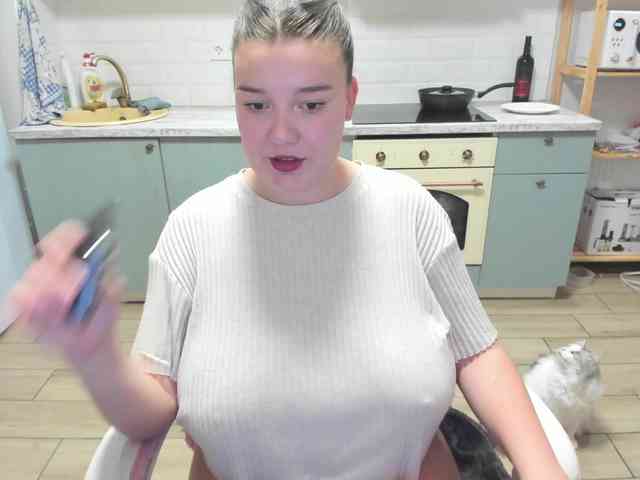 LinaEl23 webcam