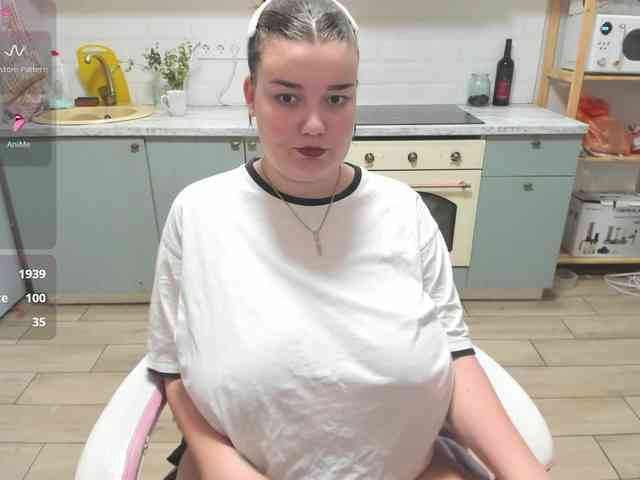 LinaEl23 webcam