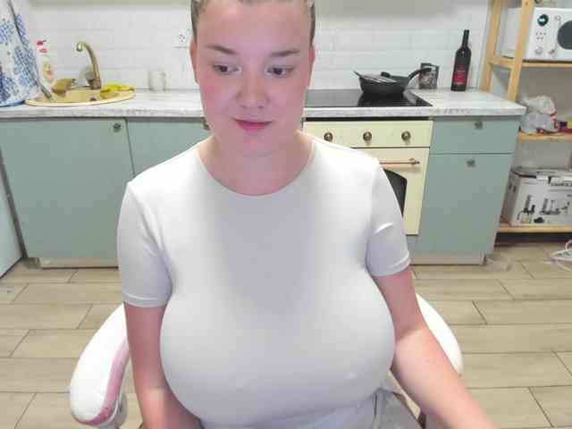 LinaEl23 Live Webcam on BongaCams