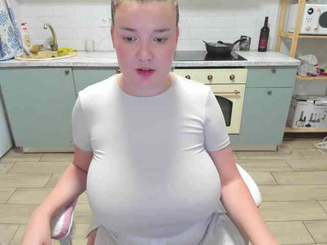 LinaEl23 webcam