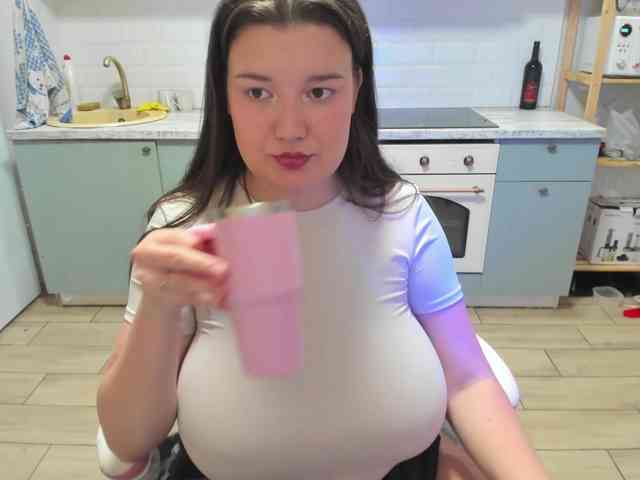 LinaEl23 webcam