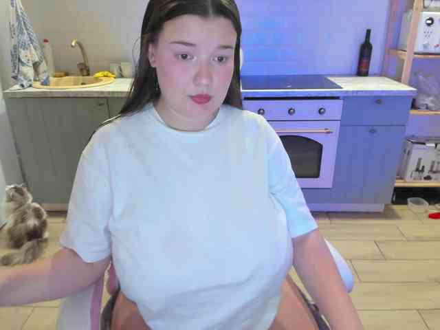 LinaEl23 webcam