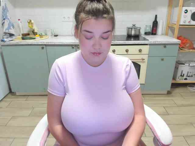 LinaEl23 webcam