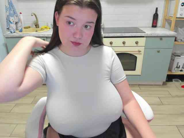 LinaEl23 webcam