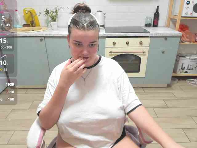 LinaEl23 webcam