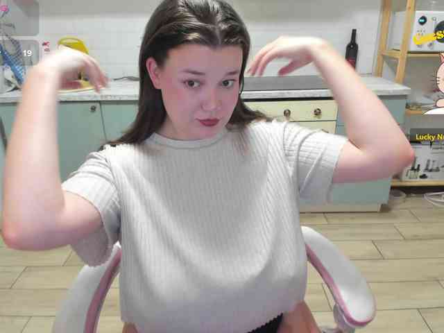 LinaEl23 webcam