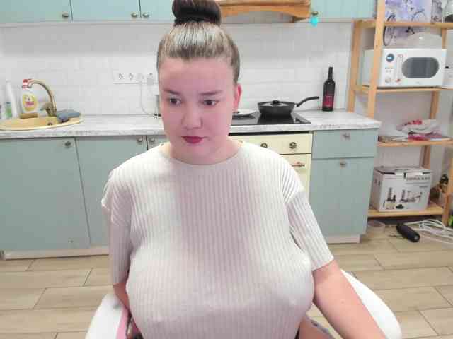 LinaEl23 webcam