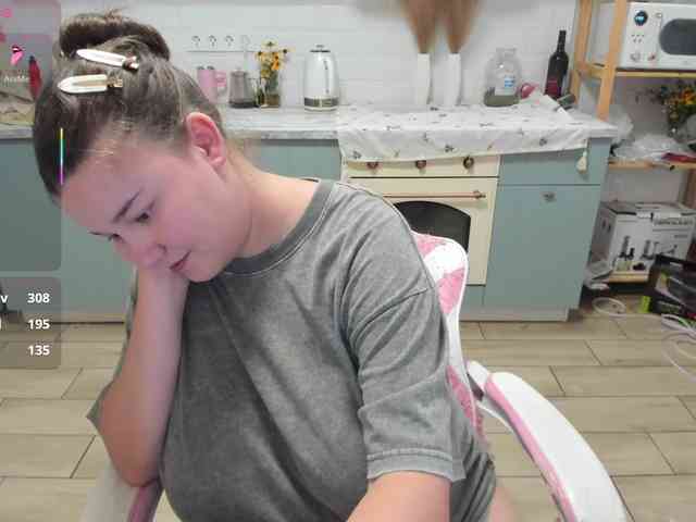 LinaEl23 webcam