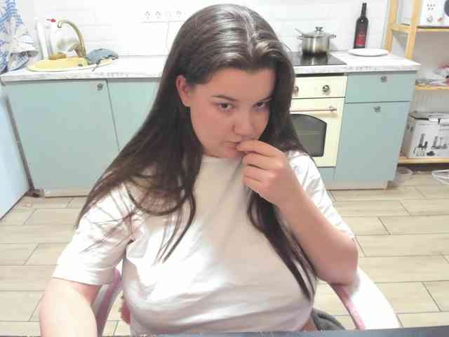 LinaEl23 webcam