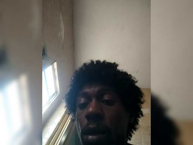 SnowAndShadow Live Cam and Statistics on UnifiedCams