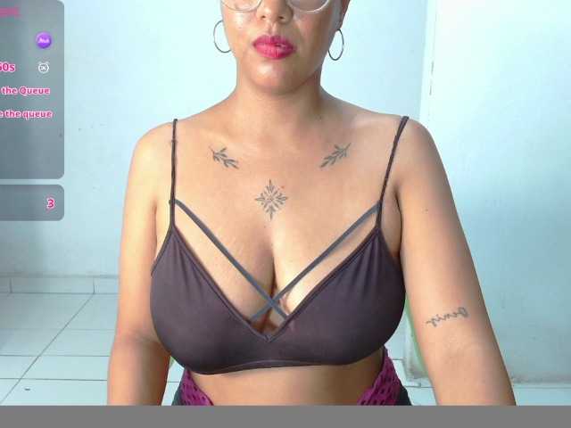 Janicewhore's BongaCams show and profile