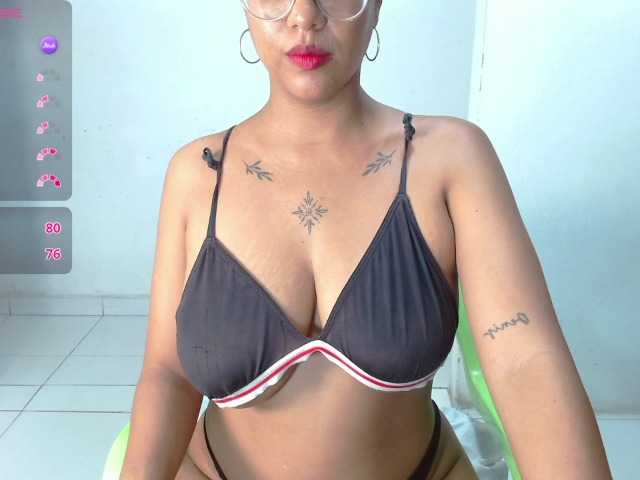 Janicewhore's BongaCams show and profile