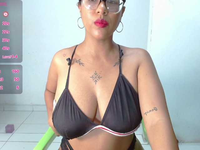 Janicewhore's BongaCams show and profile