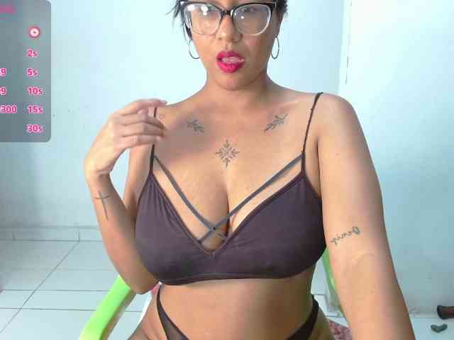 Janicewhore webcam
