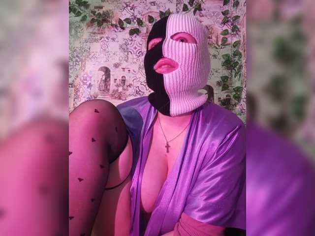 Irinasexxx777 live cam on BongaCams