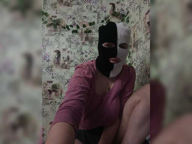 Irinasexxx777 live cam on BongaCams