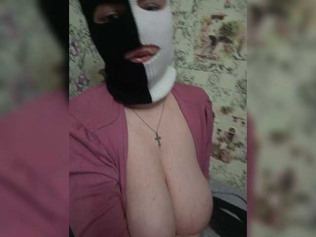 Irinasexxx777 live cam on BongaCams