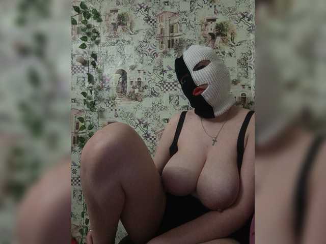 Irinasexxx777 live cam on BongaCams