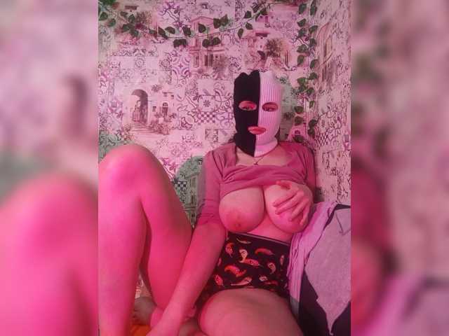 Irinasexxx777 live cam on BongaCams