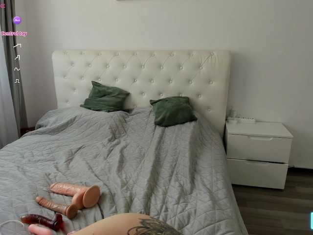 hotmorenaxxx live cam on BongaCams
