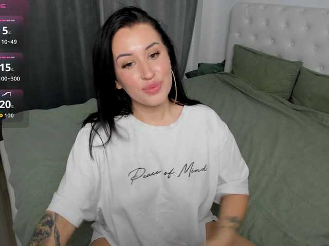 hotmorenaxxx's BongaCams show and profile