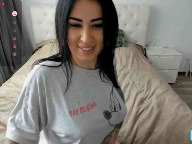 hotmorenaxxx webcam
